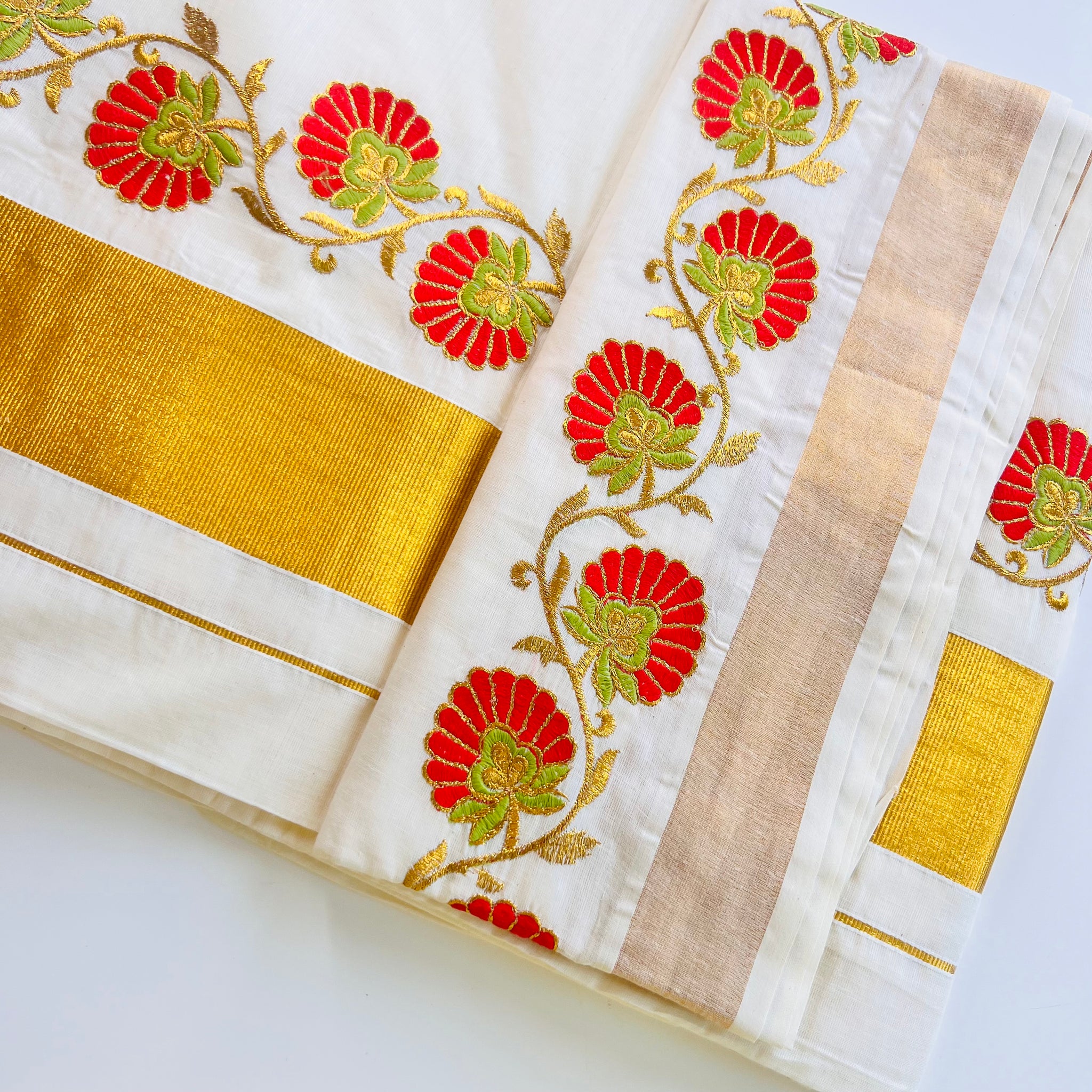 Raga Kerala Saree with Kasavu Flower Embroidery